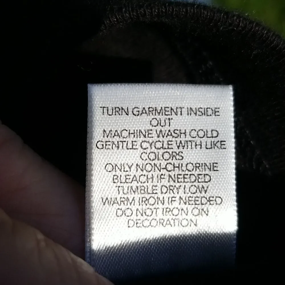 Christopher Banks 3/4 Sleeve Black Fall Halloween Graphic Tee Size Medium - Picture 6 of 7